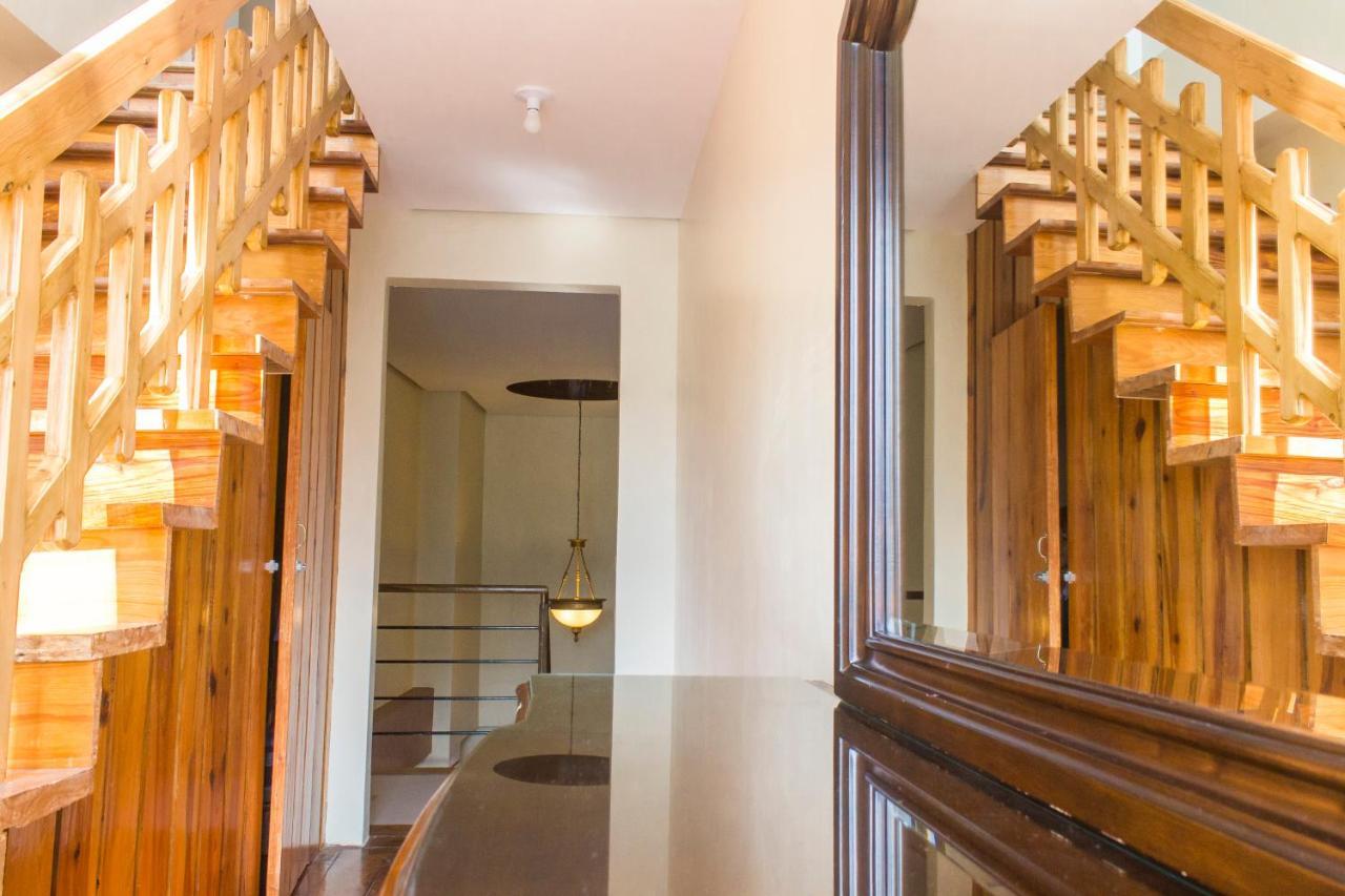 The Half House By Elmar Cabin Baguio City Extérieur photo