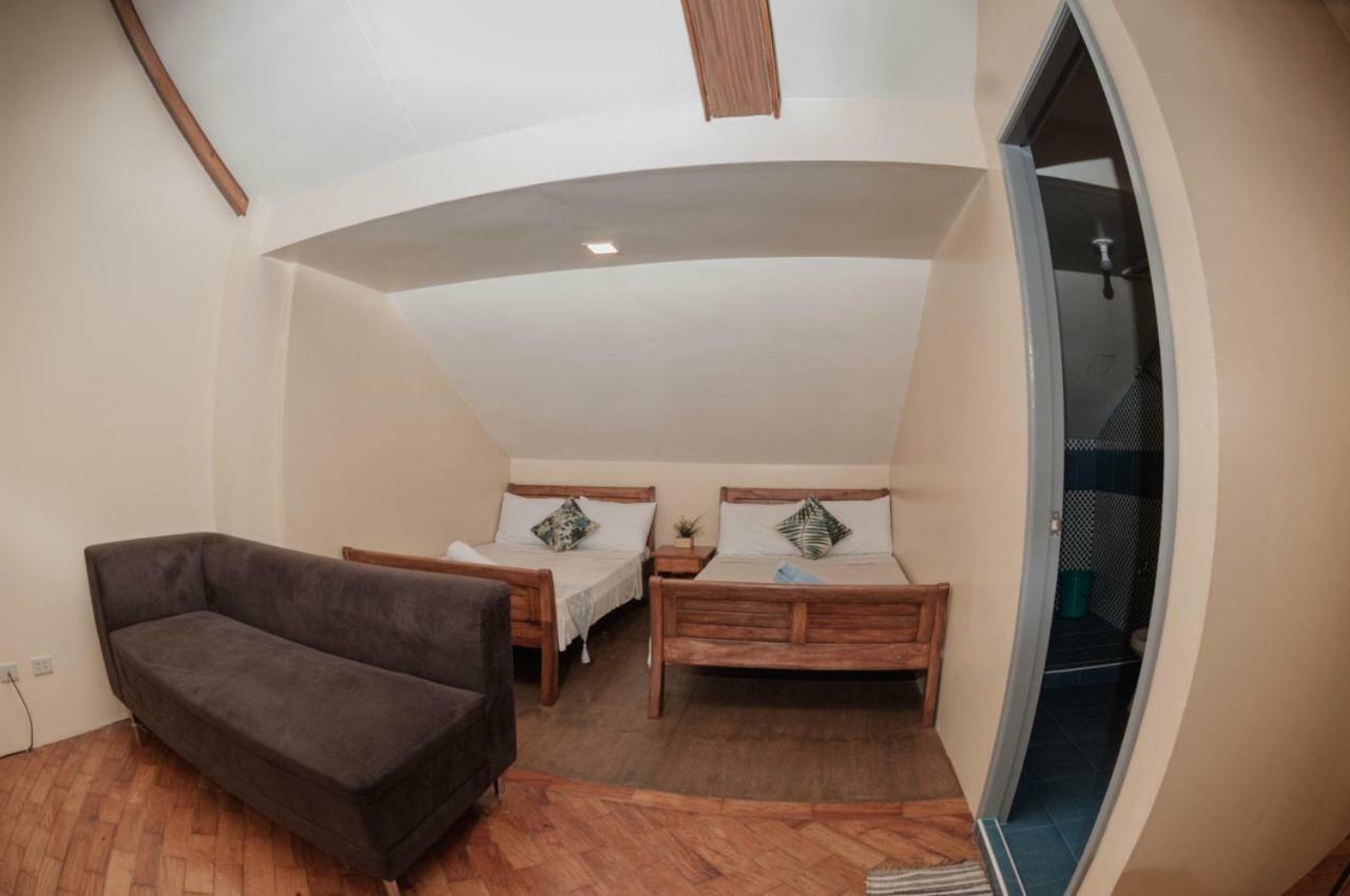 The Half House By Elmar Cabin Baguio City Extérieur photo